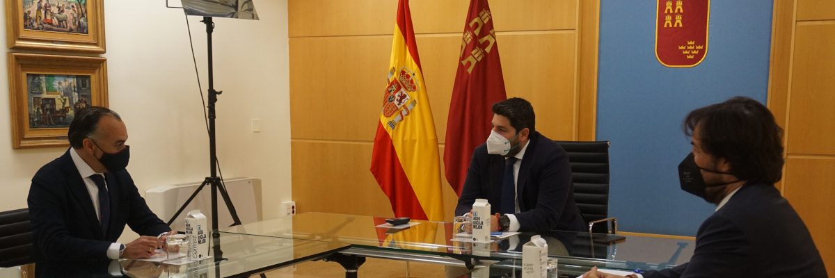 ATA Murcia traslada a López Miras la dura situación de los autónomos de la región